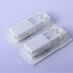 Unité de perçage d'oreilles stériles jetables avec boucle d'oreilles
