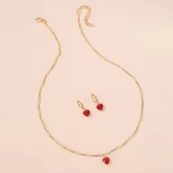 Collier d'or  boucles d'oreilles avec coeur rouge
