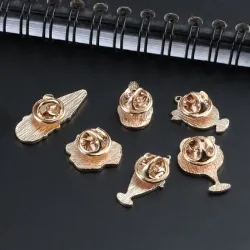 Ice cream - Cake - Cartoon - Enamel pin - BroochBrooches