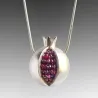 Collier tendance avec fruit grenade