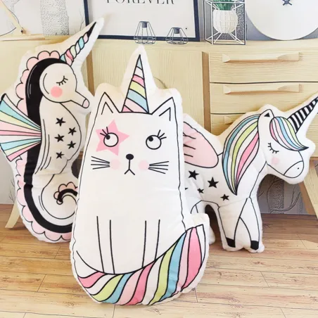 Oreiller en forme d'animaux - chat - cheval de mer - licorne - crème glacée - peluche