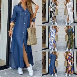 Robe longue avec boutons - denim / impression moderne