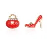 Sac en cristal & chaussure - boucles d'oreilles asymétriques
