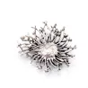 Shiny flower brooch - with crystalsBrooches