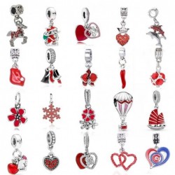 Red charms / pendants - for necklaces / bracelets - 2 piecesBracelets
