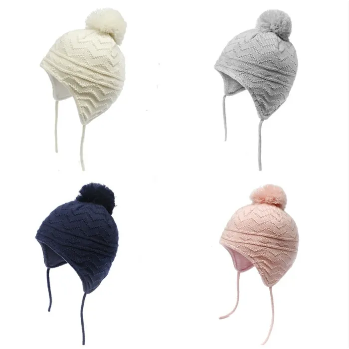 Bonnet tricoté - avec protection des oreilles / pompon - pour filles / garçons