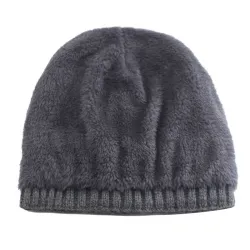 Thick knitted beanie hat - unisex