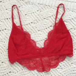 Sexy lace bra - deep V neck - short top