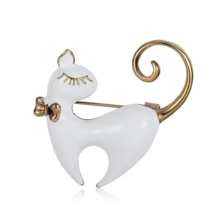 Enamel black and white cat - retro broochBrooches