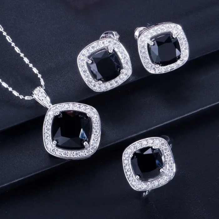 Ensemble de bijoux élégant - collier / boucles d'oreilles / bague - avec saphir - argent sterling