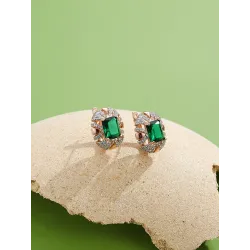 Luxurious oval stud earrings - with cubic zirconia - rose goldEarrings