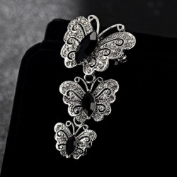 Vintage brooch with triple crystal butterflies