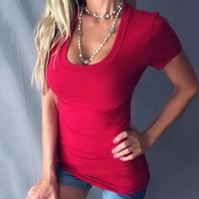 Classic summer t-shirt - deep V-neck - short sleeve - plus size
