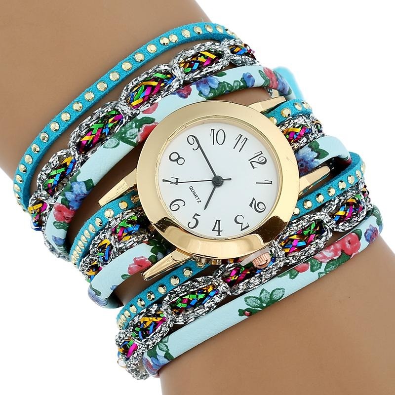 Multilayer floral bracelet - with a round quartz watchBracelets