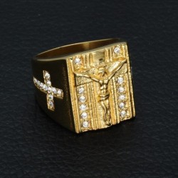 Luxurious gold ring - with Jesus / cross / white cubic zirconia - unisexRings