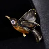 Elegant brooch with a small bird