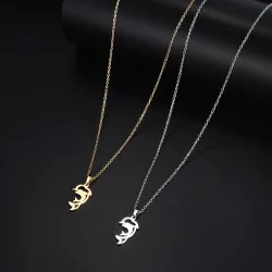 Collier élégant avec dauphin