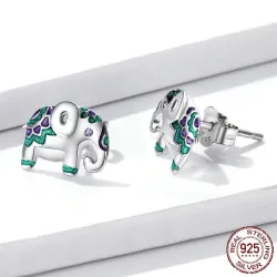 Boucles d'oreilles clous avec mini éléphant