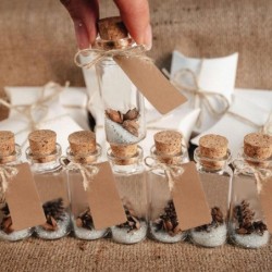 Mini bouteilles en verre avec bouchon - décoration mariages à suspendre - 25ml