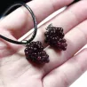 Collier corde - avec pendentif grenat rouge vin cristal