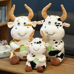 Jouet en peluche en forme de vache de dessin animé