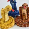 Oreiller en forme de cobra - peluche
