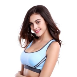 Wireless sports bra - top with removable padsLingerie