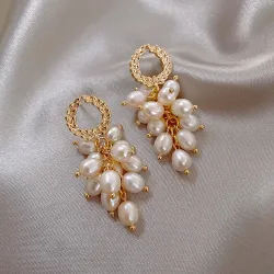 Boucles d'oreilles élégantes en or - avec perles multicouches