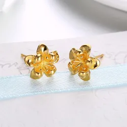 Flower shaped stud earrings - gold platedEarrings