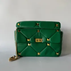 Luxurious bag - with rivets / chain strap / handle - genuine leatherHandbags