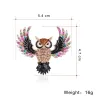 Broche élégante avec hibou en cristal coloré