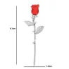 Broche élégante - rose rouge & bleue