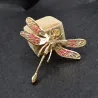Broche élégante - grande libellule en cristal