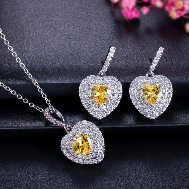 Ensemble de bijoux luxueux en argent - pendentifs en forme de cœur - cristal - zircone cubique - collier - boucles d'oreilles