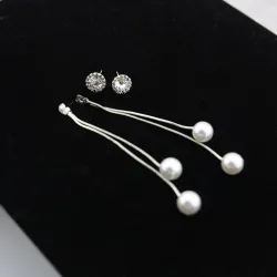 Boucles d'oreilles longues élégantes avec perles / cristal