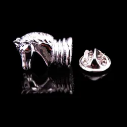 Classic silver brooch - pin - chess horse designBrooches
