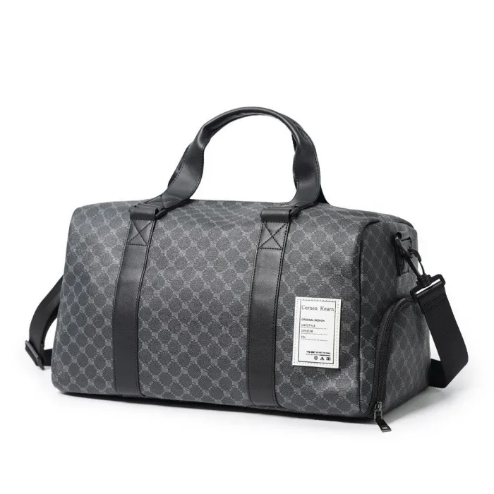 Stylish travel / sport shoulder bag - with shoe compartment - large capacityBags