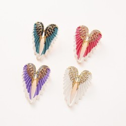 Crystal angel wings brooch