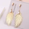 Boucles d'oreilles plumes feuilles - avec une perle