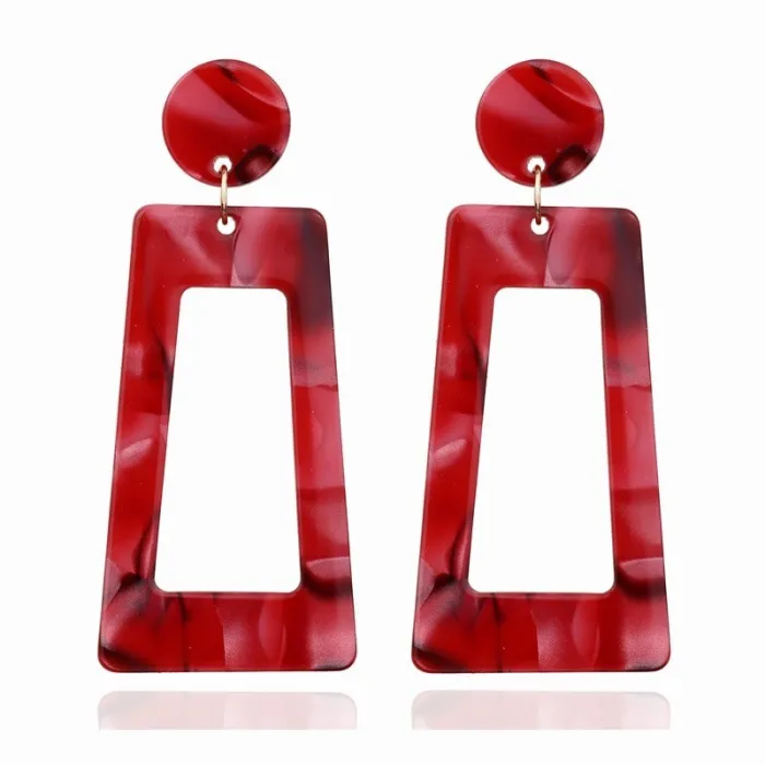 Boucles d'oreilles longues géométriques