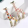 Girafe en émail - broche - coloré - or