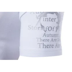 T-shirt à la mode à manches courtes - col montant ouvert - manches imprimées