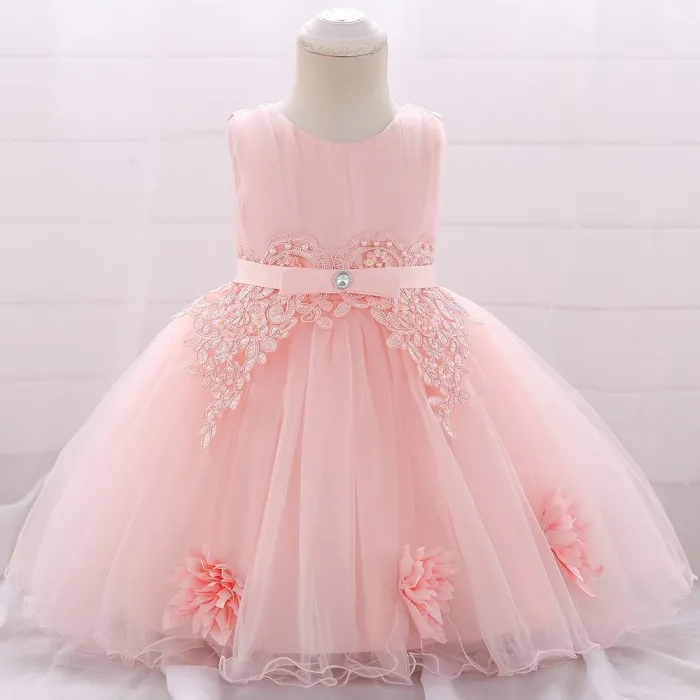 Robe fleurie en dentelle - avec noeud - cristaux - sequins