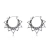 Boucles d'oreilles vintage fleurs creuses / coeurs - rondes