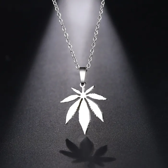 Maple leaf pendant - stainless steel necklaceNecklaces