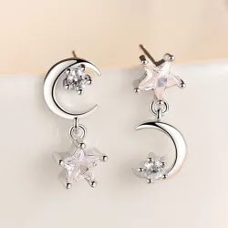 Boucles d'oreilles asymétriques étoile/lune - avec cristaux