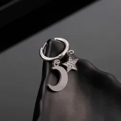 Boucles d'oreilles petit cercle - lune / étoile de cristal