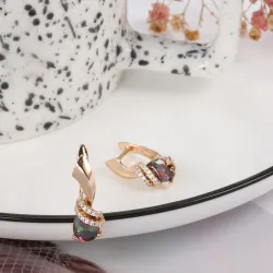 Boucles d'oreilles luxueuses en or rose - zircons colorés / cristaux