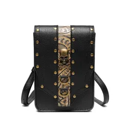 Petit sac bandoulière en cuir - style punk - tête de mort / rivets