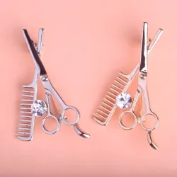 Peigne à cheveux / ciseaux - broche